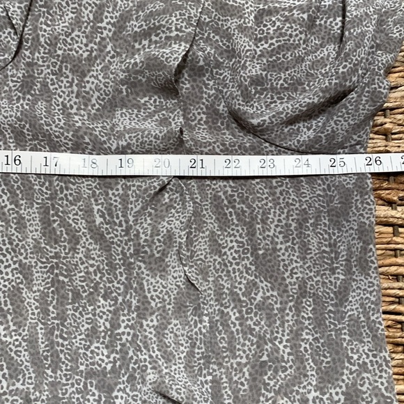 Pennington Grey/White Tunic 1X - Picture 8 of 9